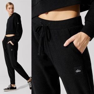 All Yoga Muse Sweatpants in black